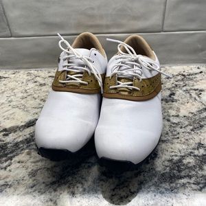 Womens size 7 FootJoy golf shoes